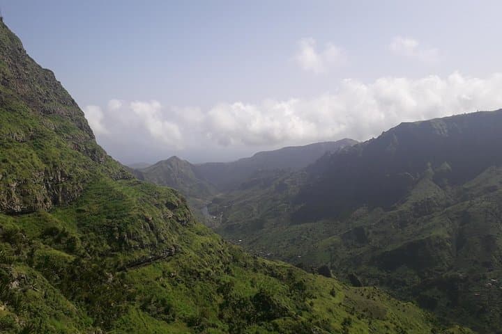 Hiking Serra Malagueta Natural Park: Panoramic Trails on Santiago, Cape Verde photo 2