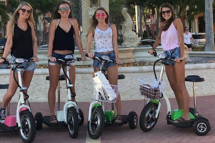 Naples Electric Trike Tour: Guided 90-Min City Sightseeing on Motorized Trikes photo 4