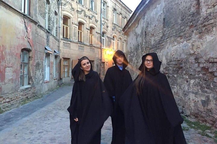 Warsaw Ghost Walking Tour: Haunted Old Town Evening Walk