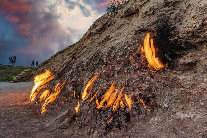 Baku’s Eternal Flames: Ateshgah & Yanar Dag Absheron Tour photo 3