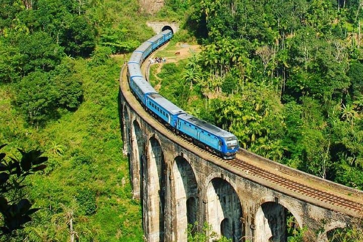 5-Day Round Tour from Mirissa: Tea Country, Kandy & Sigiriya Highlights photo 2