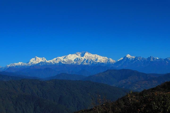 Sandakphu‑to‑Phalut Trek: Singalila Ridge Panorama & Kanchenjunga Views photo 2