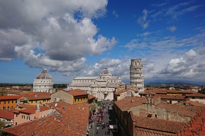 Pisa E-Bike Self-Guided Tour: Leaning Tower, Arno & Hidden Murals photo 6