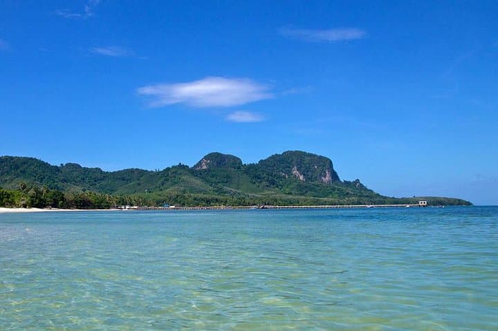 Lanta 4 Islands & Emerald Cave Speedboat Snorkel Day Trip photo 2