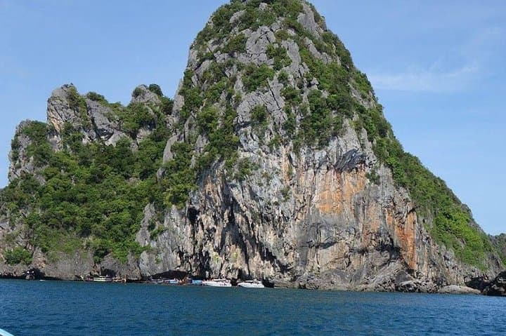 Lanta 4 Islands & Emerald Cave Snorkeling Adventure from Koh Lanta photo 3