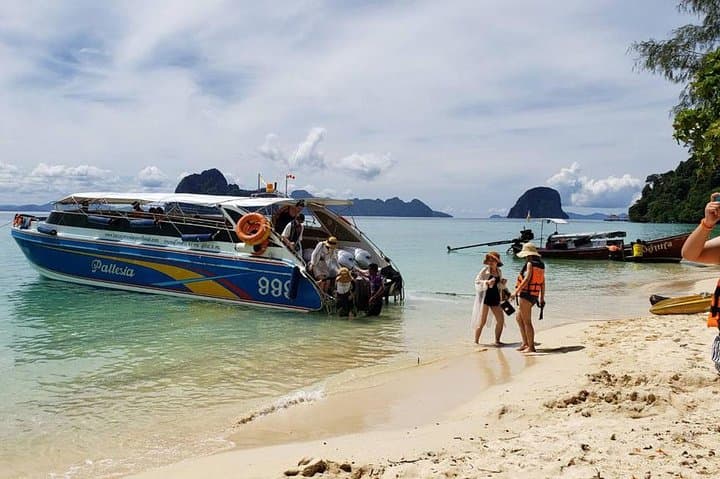 Lanta 4 Islands & Emerald Cave Speedboat Snorkel Day Trip photo 5