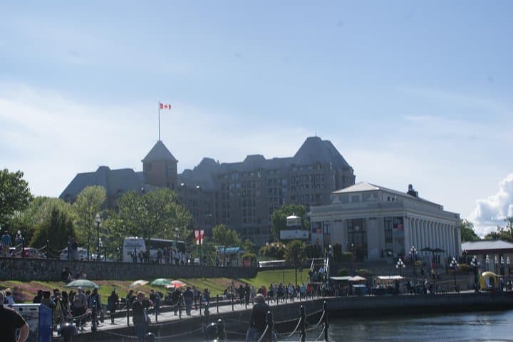 Three-Day Vancouver, Victoria & Whistler Combo: Sea-to-Sky, Butchart Gardens & Capilano photo 6