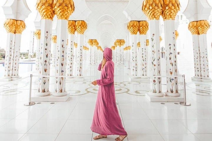 Private Abu Dhabi Day Trip with Ferrari World: Sheikh Zayed, Emirates Palace & Yas Island photo 2