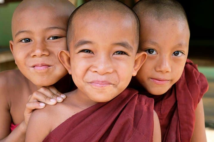 Family-Friendly Bagan Day Tour: Sand Painting, Temples & Sunrise Balloons photo 2