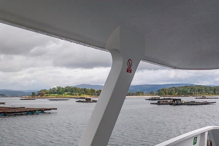 Rías Baixas Private Tour: Mussel Farms, Wine Tasting & La Toja Day Trip photo 3