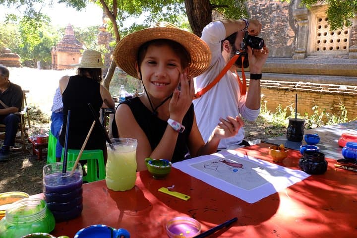 Family-Friendly Bagan Day Tour: Sand Painting, Temples & Sunrise Balloons photo 4