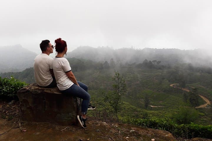 Nuwara Eliya Day Hike and Birdwatching Through Tea Country photo 3