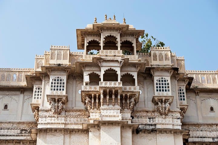 Half-Day Highlights of Udaipur: City Palace, Lakes & Local Flavors photo 3
