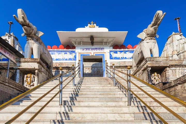Half-Day Highlights of Udaipur: City Palace, Lakes & Local Flavors photo 5