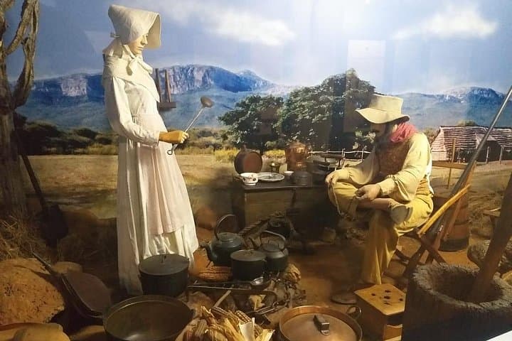 Pretoria Day Tour: Jacaranda-lined Sights, Union Buildings & Freedom Park