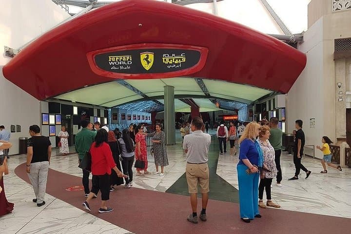Abu Dhabi Private City Sightseeing Tour — Sheikh Zayed, Corniche & Yas Island photo 2