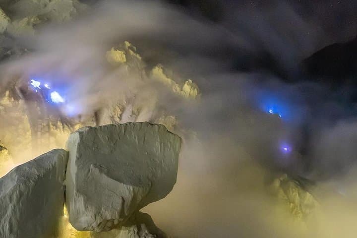 Night Trek to Mount Ijen Blue Flame: Pre-Dawn Tour from Bali photo 3