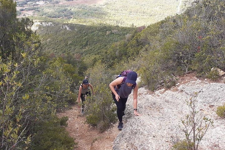 Summit Hike to Formosinho: Arrábida's Highest Point and Coastal Panorama photo 4
