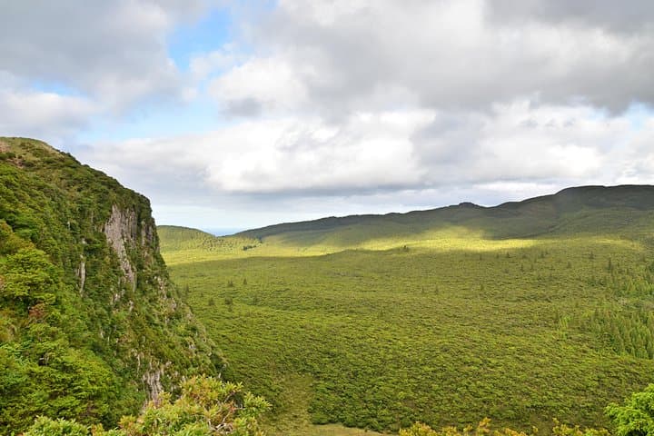 Rocha do Chambre Trail: Challenging Half-Day Hike on Terceira Island