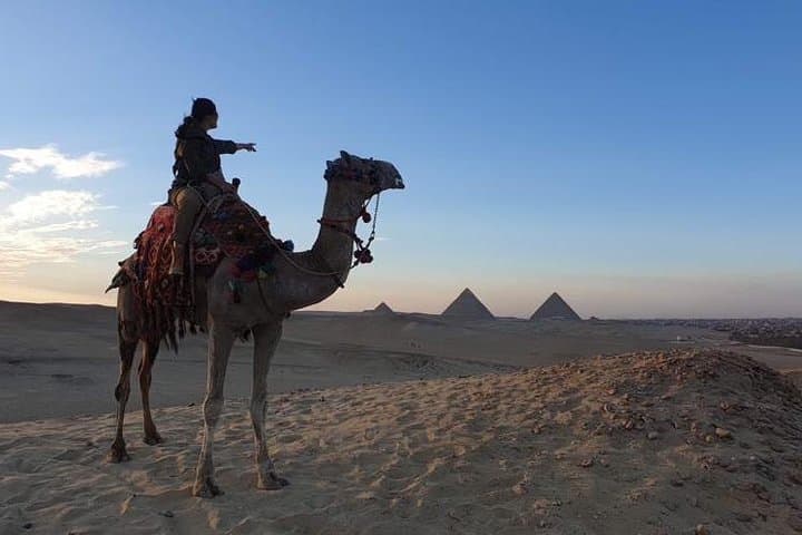 Sunset Camel Ride at Giza Pyramids: Evening Tour from Cairo photo 4