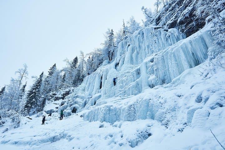 Ice Climbing Korouoma Canyon: Day Trip from Rovaniemi