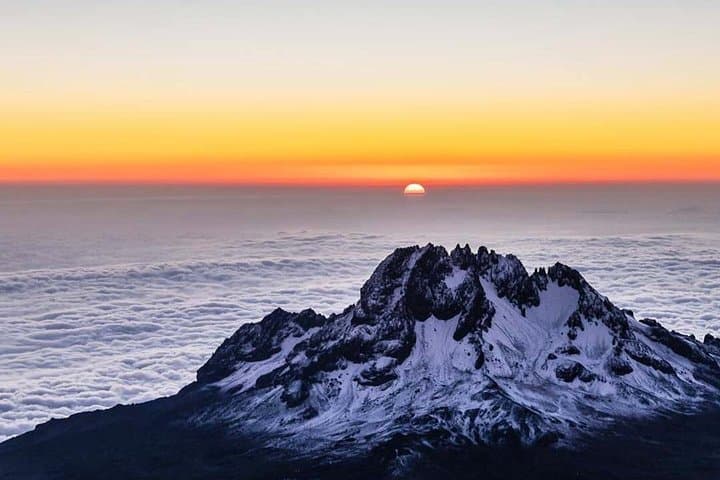 Machame 7-Day Kilimanjaro Trek: Complete Guide to the 'Whiskey Route' photo 3