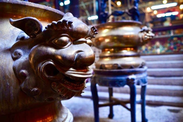 Half-Day Hong Kong Discovery Tour: Central, Sheung Wan & Tsim Sha Tsui by Private Car photo 4