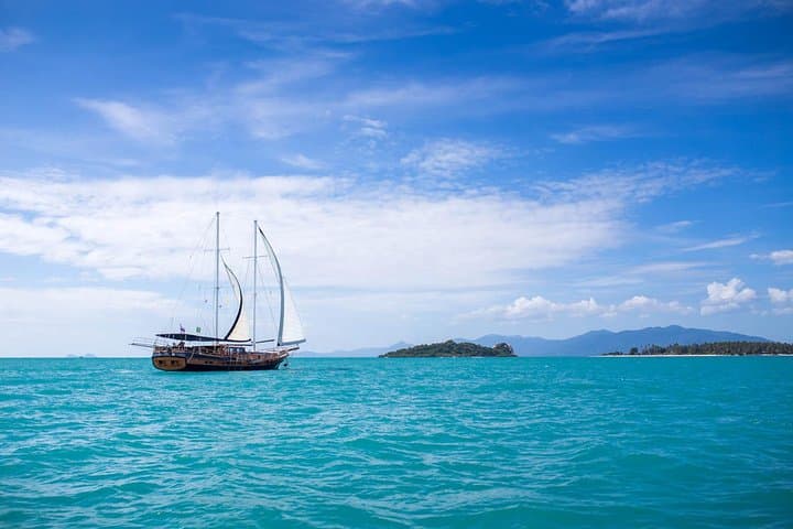 Angthong Discovery Cruise from Koh Samui — Full-Day Guide to Emerald Lake & Limestone Islands photo 3