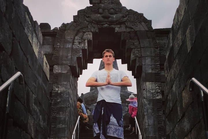 Borobudur Half-Day Tour from Yogyakarta — Top Access, Reliefs & Mendut photo 6