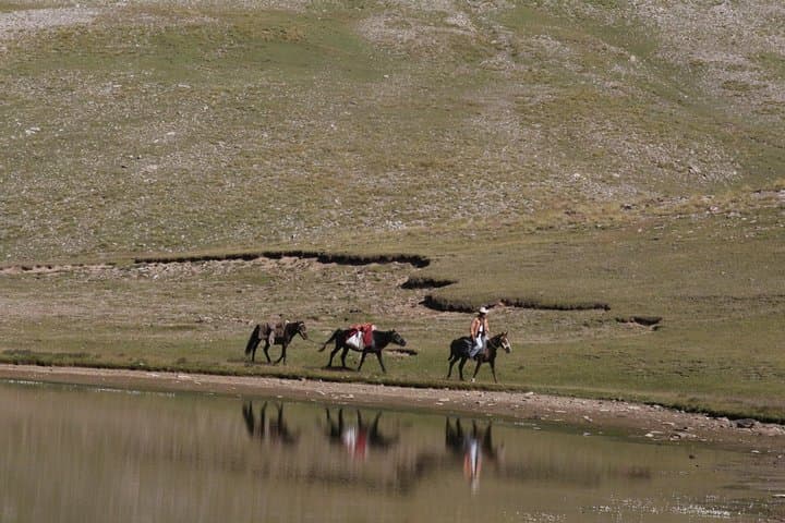 Lahij to Khinaliq: Babadagh Multi-Day Trek Through the Greater Caucasus photo 3