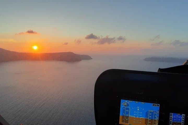 Santorini Helicopter Sightseeing: 20-Min Caldera Flight Over Oia & Volcano