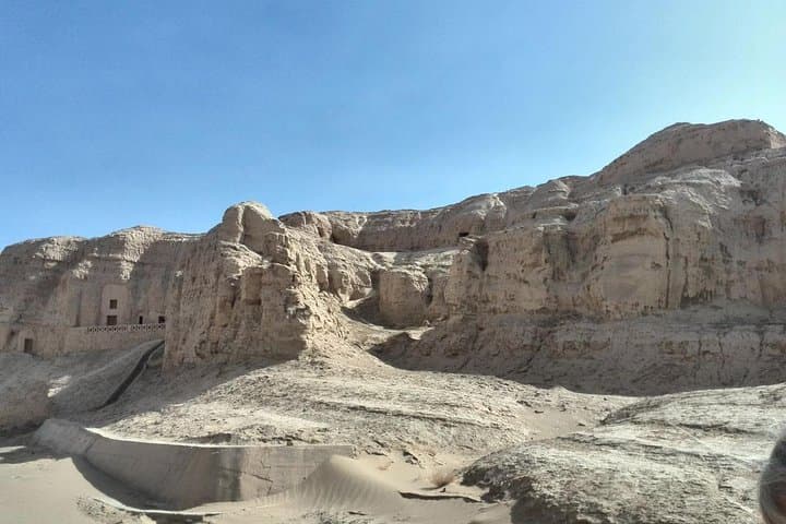 Kuqa's Kizil Caves & Tianshan Canyon: Private Day Trip from Urumqi photo 3