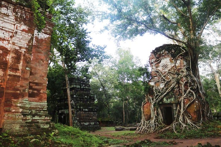 Koh Ker & Boeng Mealea Jungle Explorer: Off-Grid Temples Near Siem Reap photo 4