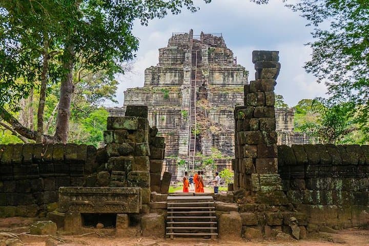 Koh Ker & Boeng Mealea Jungle Explorer: Off-Grid Temples Near Siem Reap photo 3