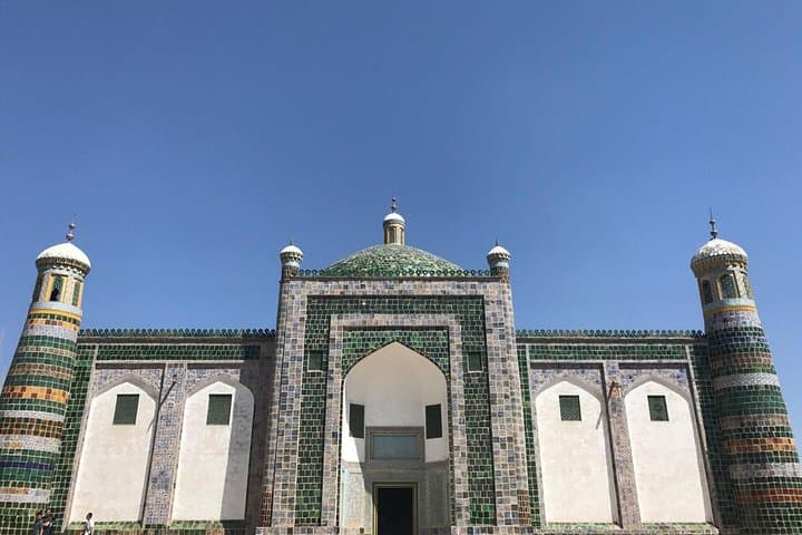 Private Day Tour to Kashgar from Urumqi – Round-Trip Flight & Old City Highlights photo 3