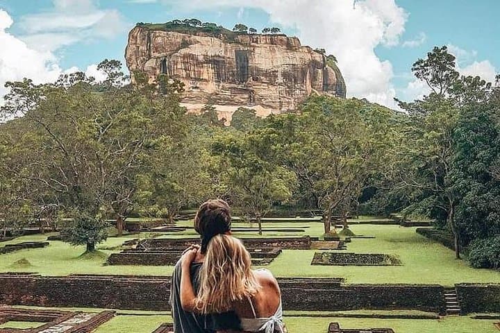 10-Day Best Touch of Sri Lanka: Cultural Triangle, Hill-Country Train & Southern Beaches photo 3
