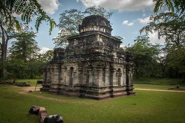 Ancient Kingdoms of Sri Lanka: 5-Day Sigiriya, Polonnaruwa & Kandy Private Tour photo 4