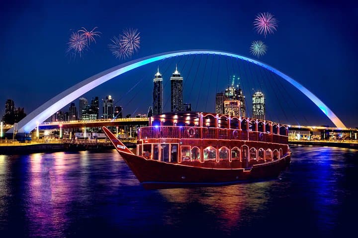 Dubai Canal Dinner Cruise: Dhow Buffet Cruise with Hotel Pickup