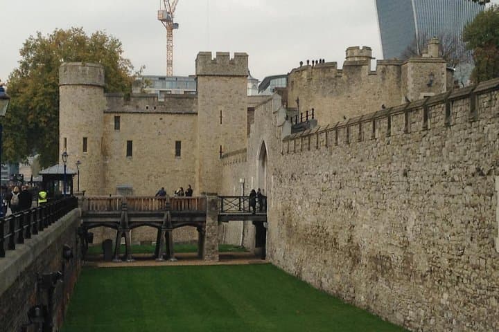 Medieval London: Self-Guided Audio Walk from Monument to the Tower photo 2