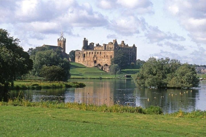 Highland Whisky, Stirling Castle & Linlithgow Palace Day Tour from Edinburgh photo 2