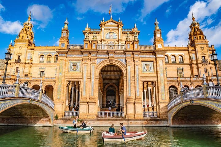 Private Half-Day Sightseeing in Seville — Alcázar, Plaza de España & Cathedral