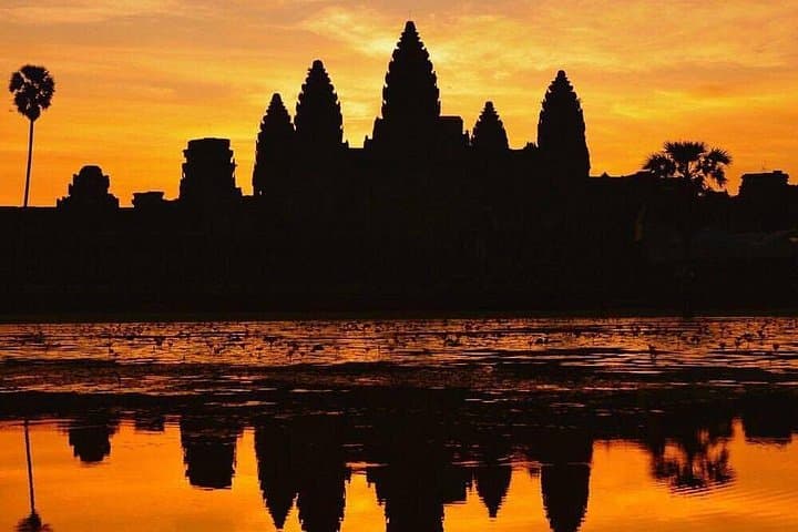Full-Day Angkor Temples: Sunrise-to-Sunset Tour of Angkor Wat, Bayon & Ta Prohm photo 3