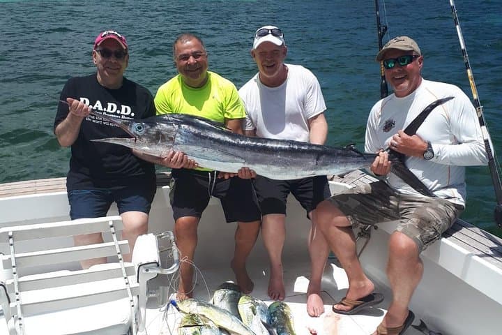 Punta Cana Deep-Sea Fishing: 4-Hour Charter Aboard Sobre Las Olas photo 4