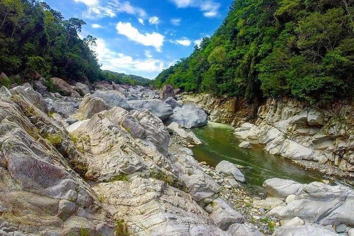 Incredible Rafting on Río Cangrejal: Class III–IV Whitewater Near La Ceiba photo 5