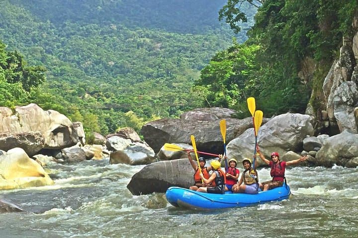 Incredible Rafting on Río Cangrejal: Class III–IV Whitewater Near La Ceiba photo 4