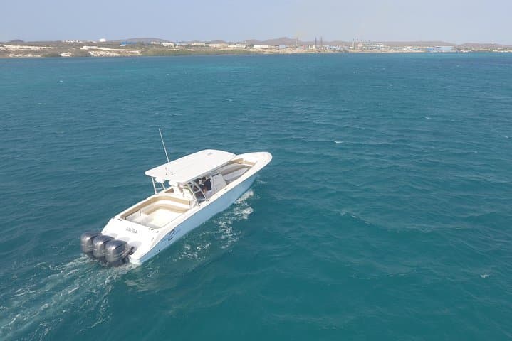 Aruba Private Luxury Boat Tours: Sail, Snorkel and Bottom Fishing from Eagle to Arashi photo 2