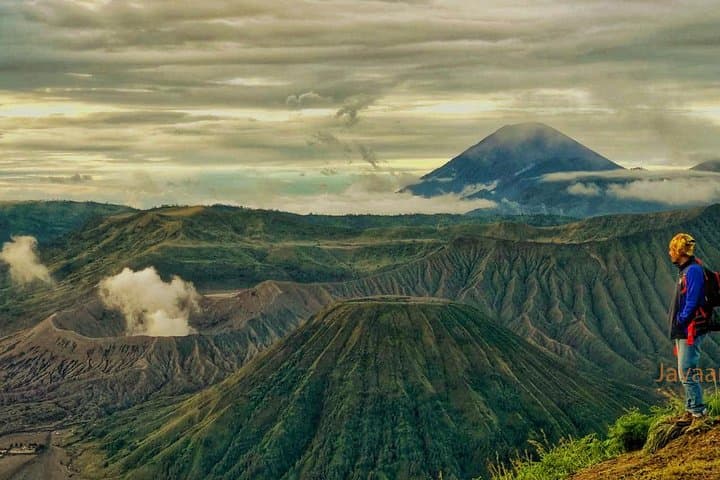 Bromo & Ijen 2-Day Volcano Adventure from Surabaya: Sunrise, Blue Fire & Ferry to Bali photo 1