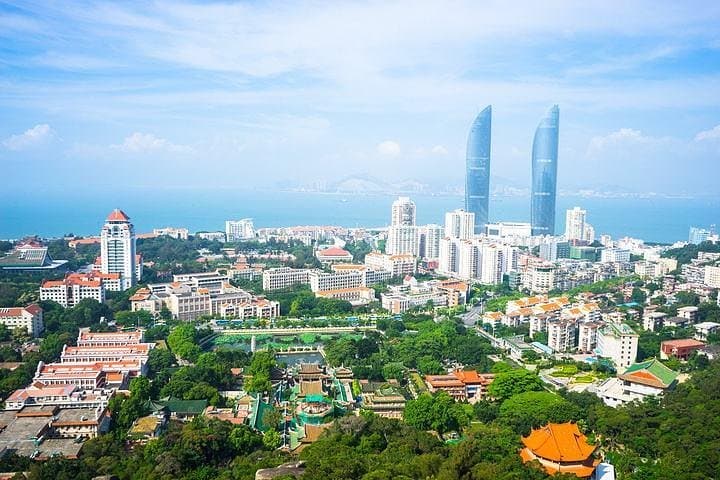 Flexible Private Xiamen Layover Tour: Gulangyu, Nanputuo & Hulishan in One Day photo 3