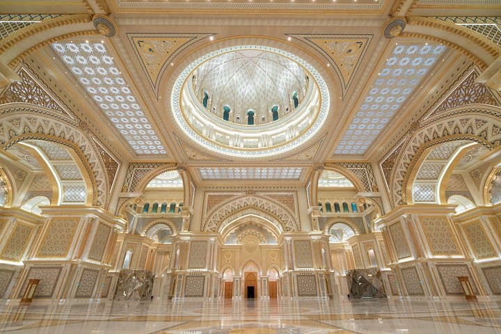 Private Abu Dhabi Full-Day Tour: Sheikh Zayed Grand Mosque & Qasr Al Watan with Lunch photo 3