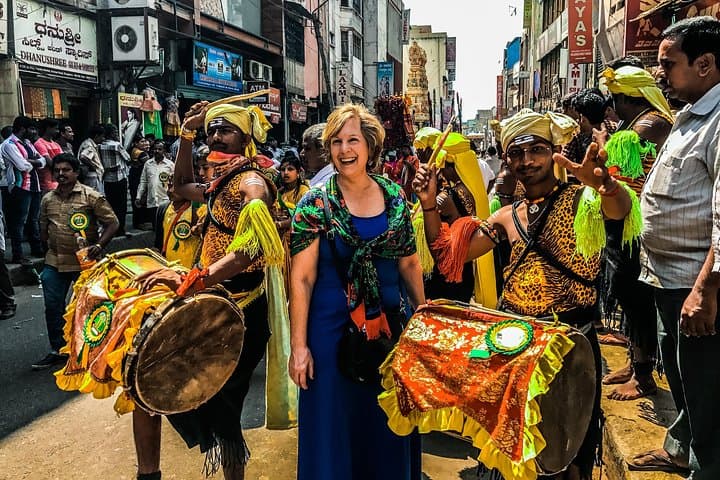 Offbeat Bangalore Full-Day Private Tour: Markets, Temples & Local Kitchens